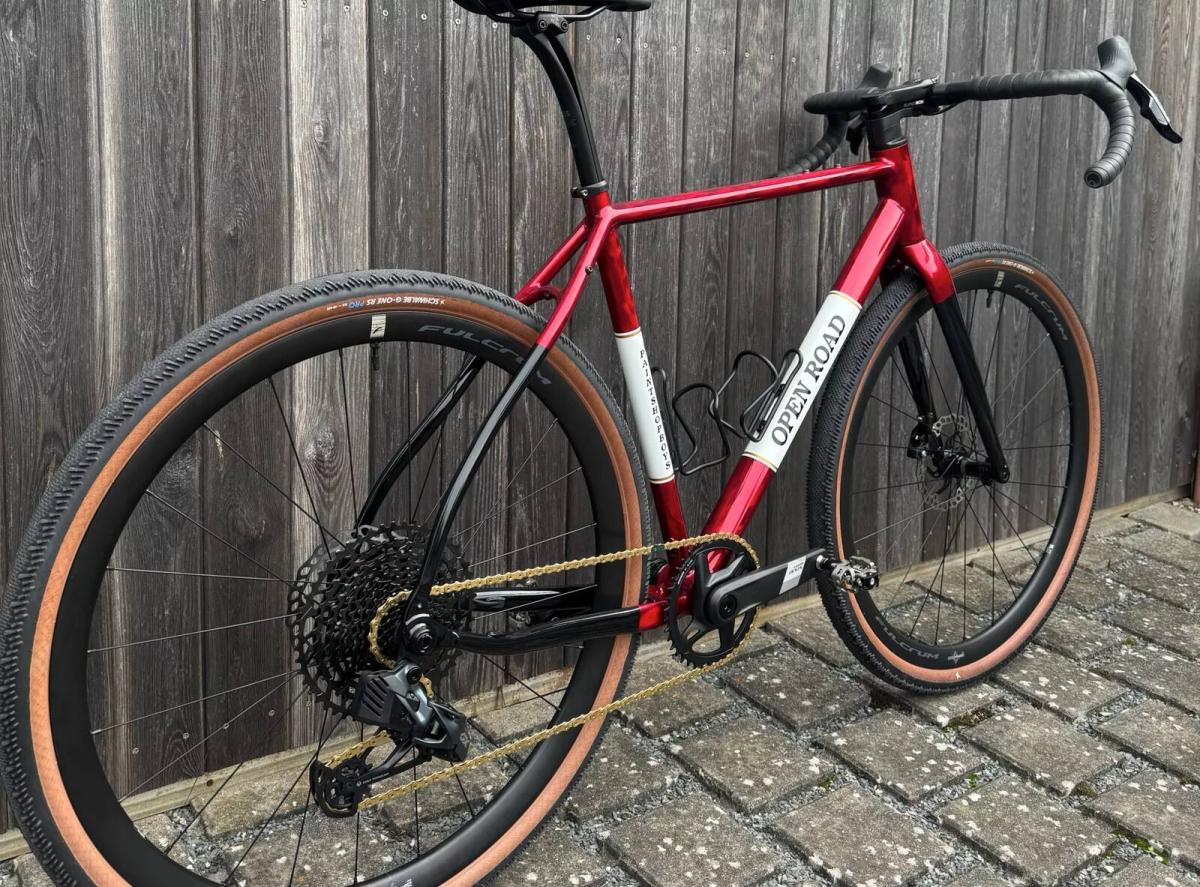 OR Gravel Red/White