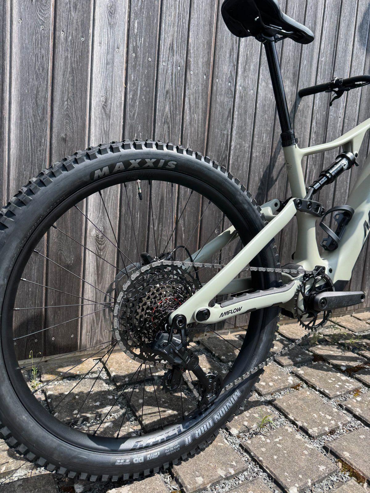 Amflow PR Carbon 2027 – Moosgrün, Gr. M
