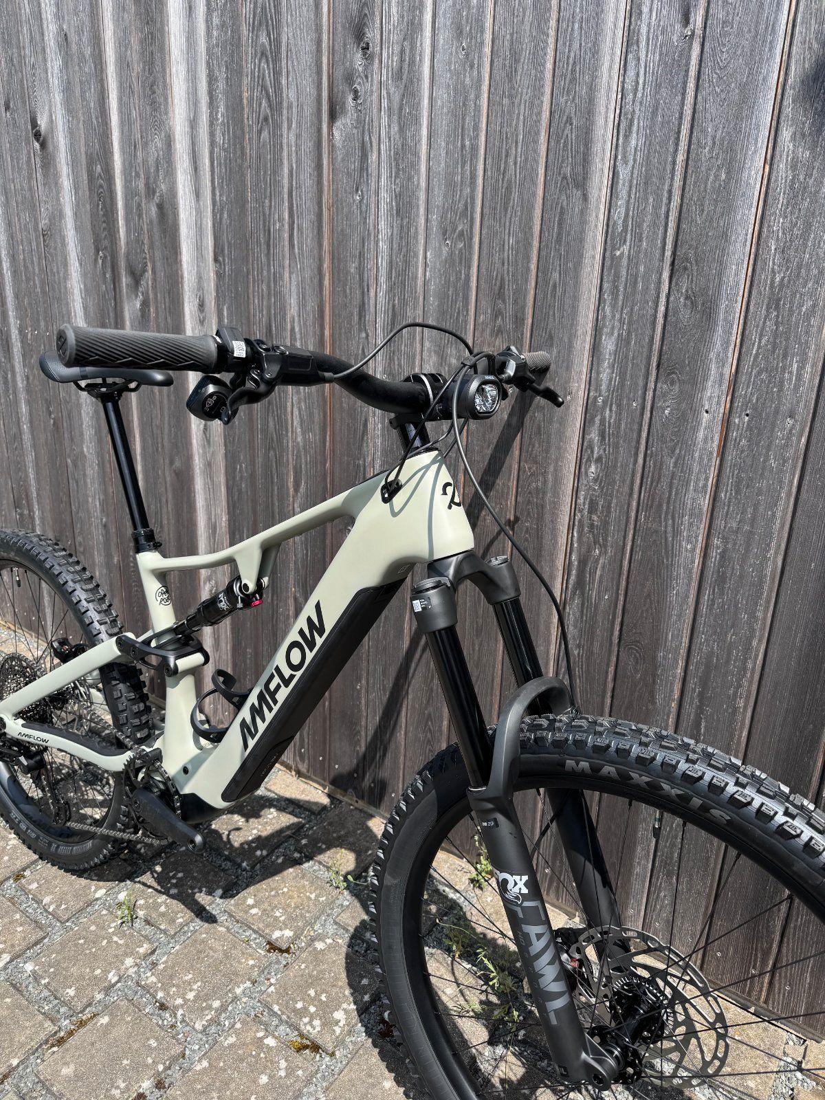 Amflow PR Carbon 2027 – Moosgrün, Gr. M
