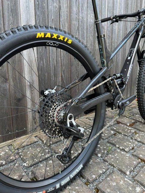 Forbidden Druid V2 S3 – RockShox, SRAM S90, Maven, Stoner Witch
