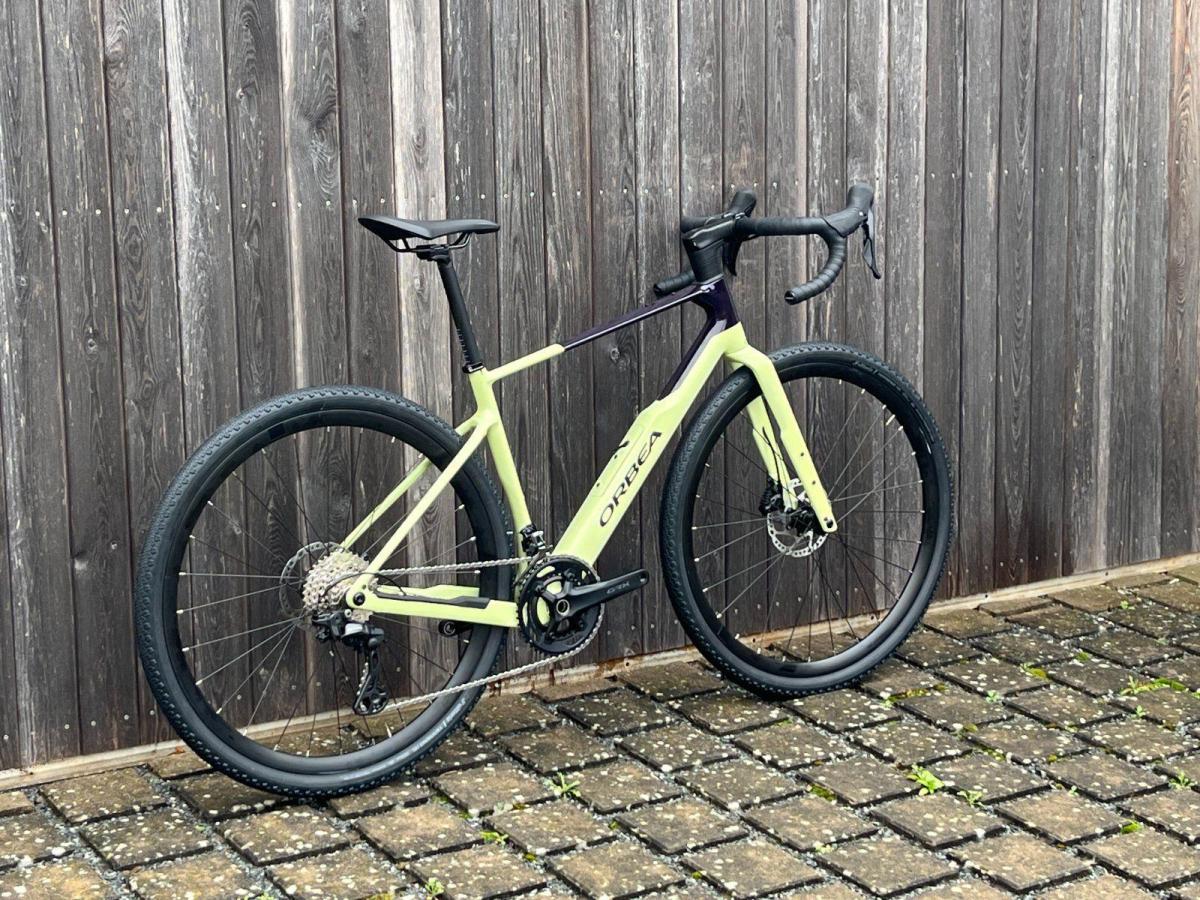 Orbea Terra M30 Team – Acid Gum/Purple, Gr. M