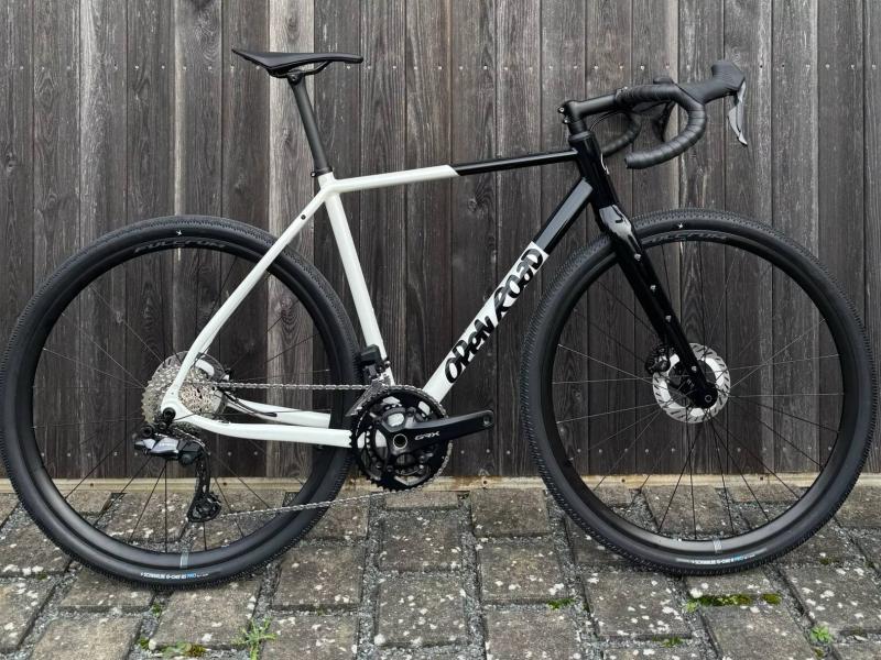OR Gravel White/Black