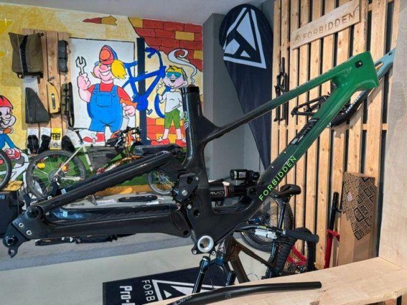 Forbidden Dreadnought V2 Frameset – Soylent Green, S2–S4