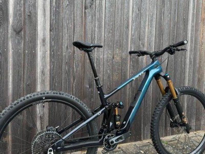 Yeti LT X0/90 2027 – Nightout, Gr. L