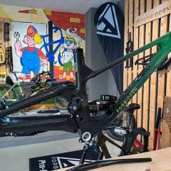 Forbidden Dreadnought V2 Frameset – Soylent Green, S2–S4