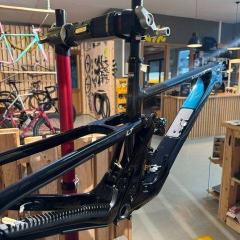 Yeti LT Frameset T-Series 2027 – Turquoise M / Nightout L